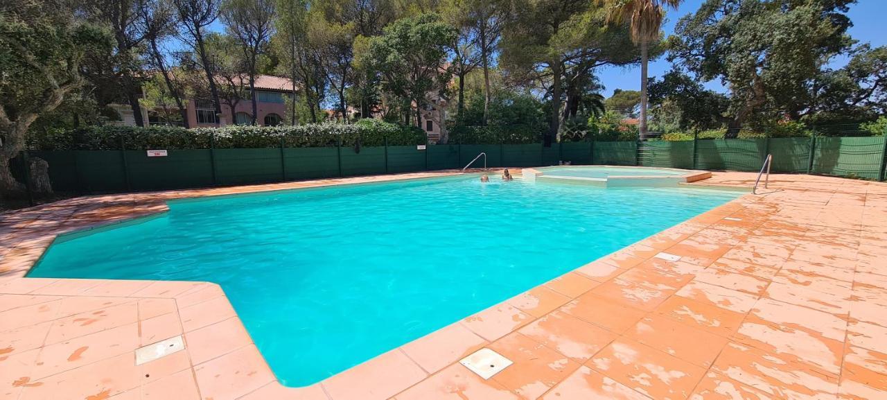 Le Calypso Apartment Saint Aygulf Exterior photo